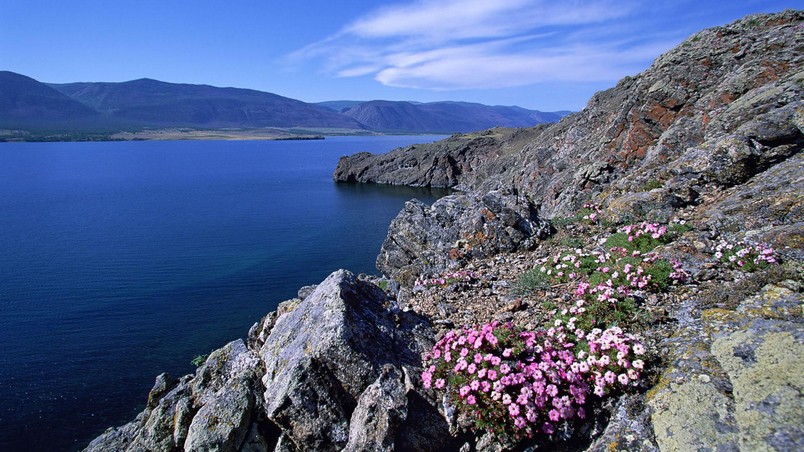 Rocky Shoreline Barakchin Island Lake Baikal wallpaper