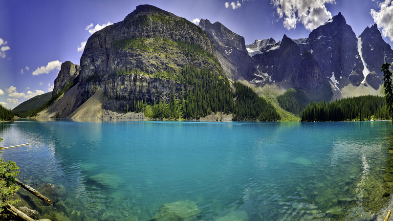 Moraine lake panorama wallpaper