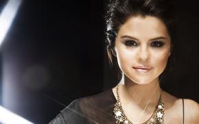 Beautiful Selena Gomez wallpaper