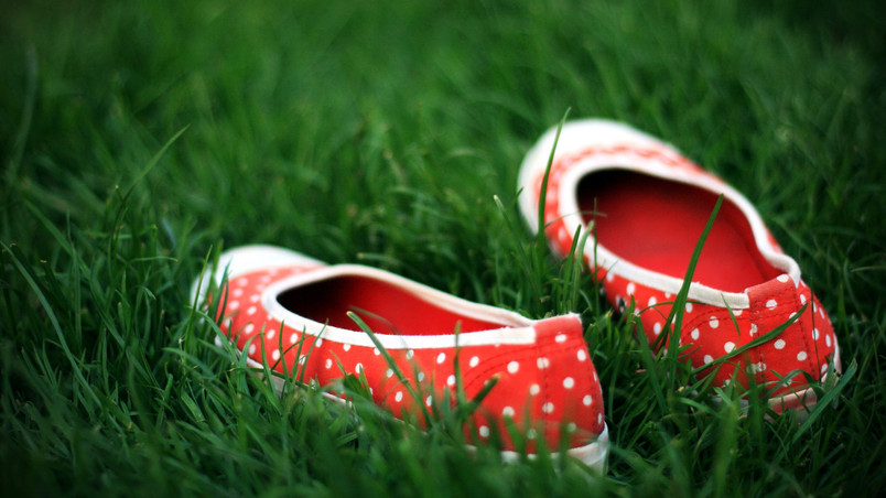 Red Shoes in the grass wallpaper
