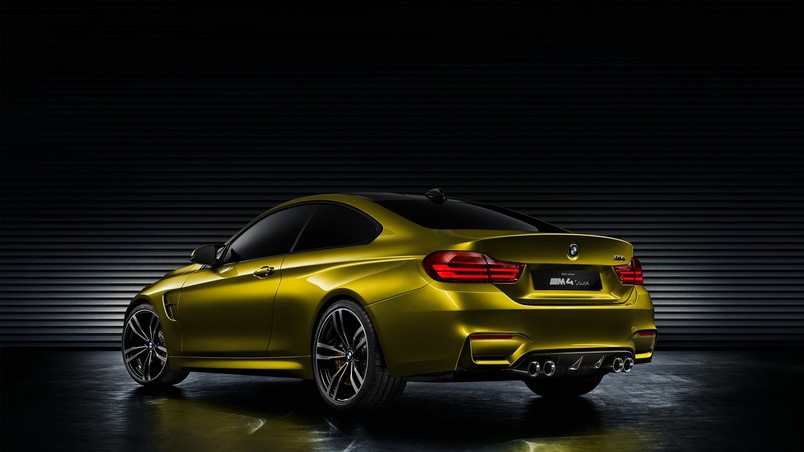 Stunning BMW M4 wallpaper