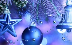 Cool Blue Christmas Ornaments  wallpaper
