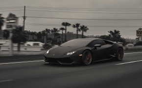 Dark Lamborghini Huracan wallpaper