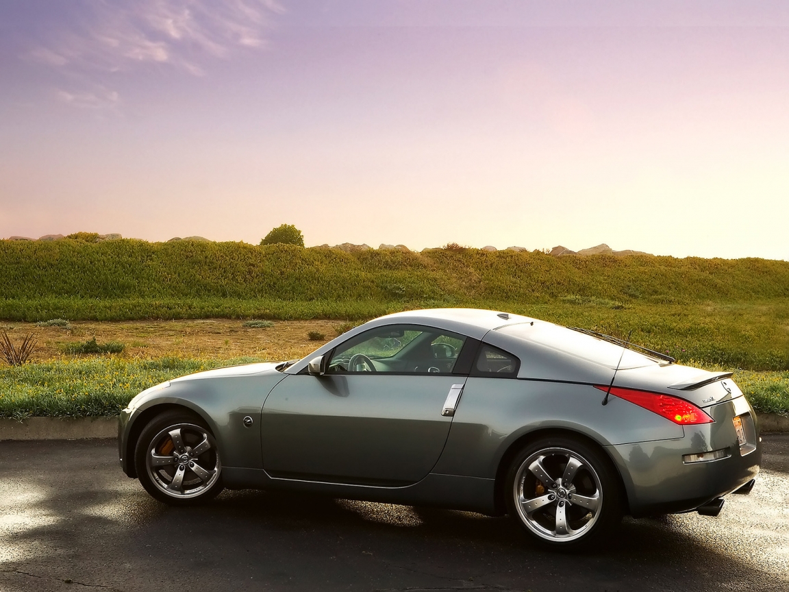 2007 Nissan 350Z for 1152 x 864 resolution