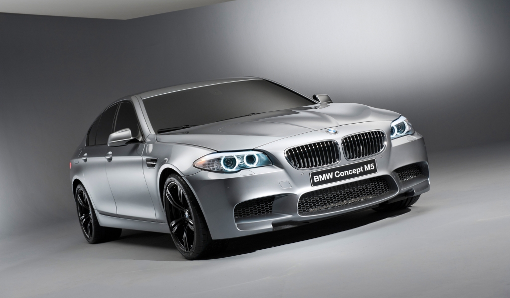 2012 BMW M5 Concept for 1024 x 600 widescreen resolution