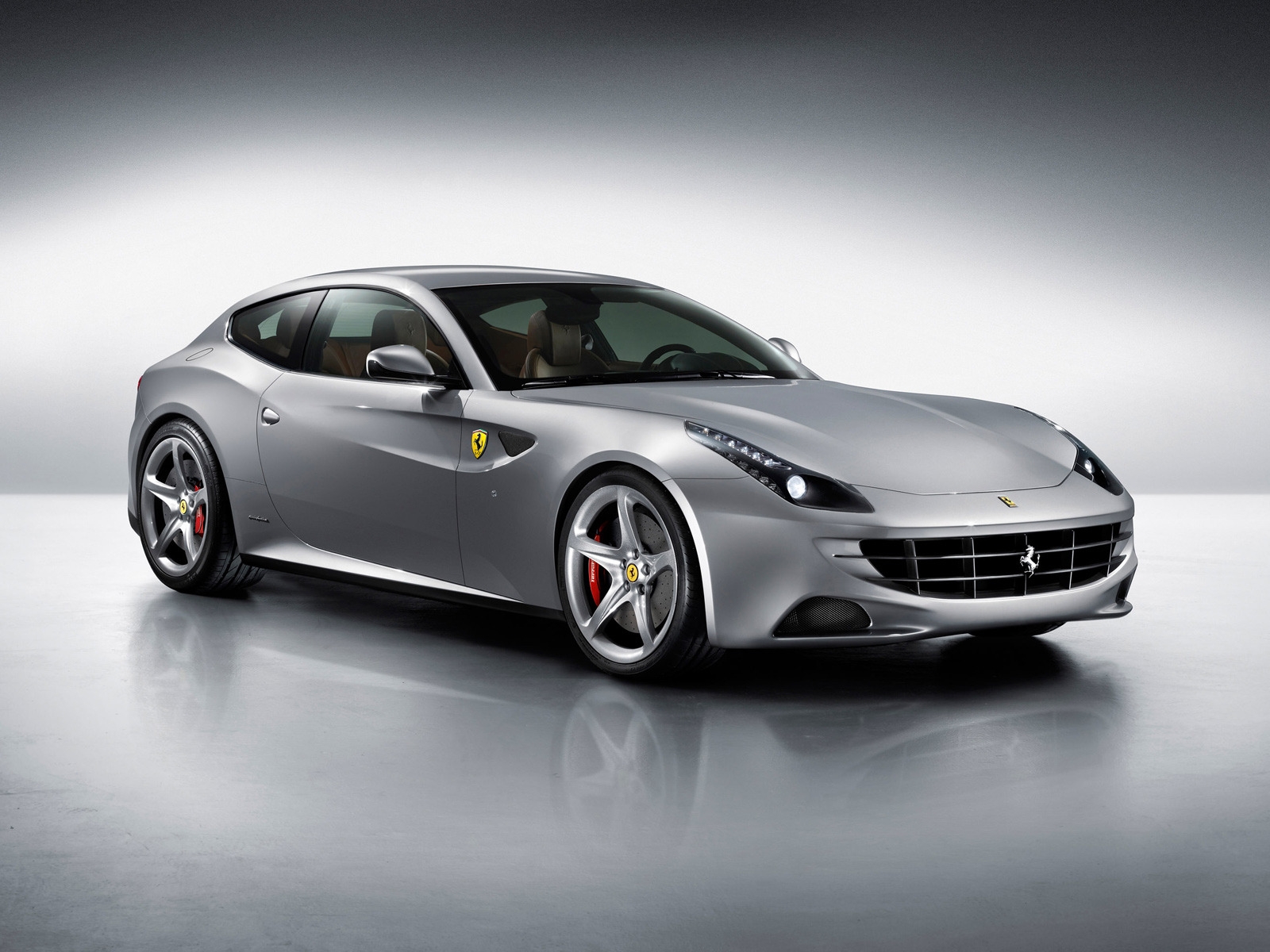 2012 Ferrari FF for 1600 x 1200 resolution