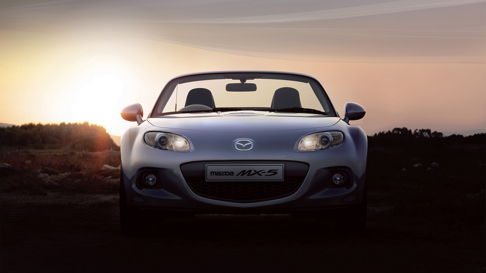 2013 Mazda MX 5 Roadster for 1600 x 900 HDTV resolution