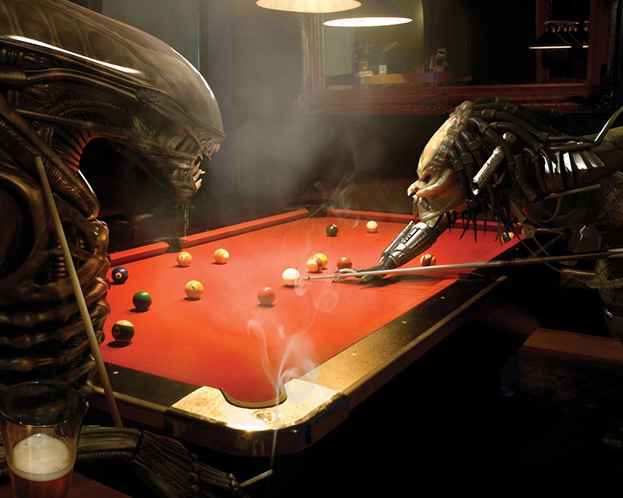 Alien and Predator Playing Billiards for 1280 x 1024 resolution