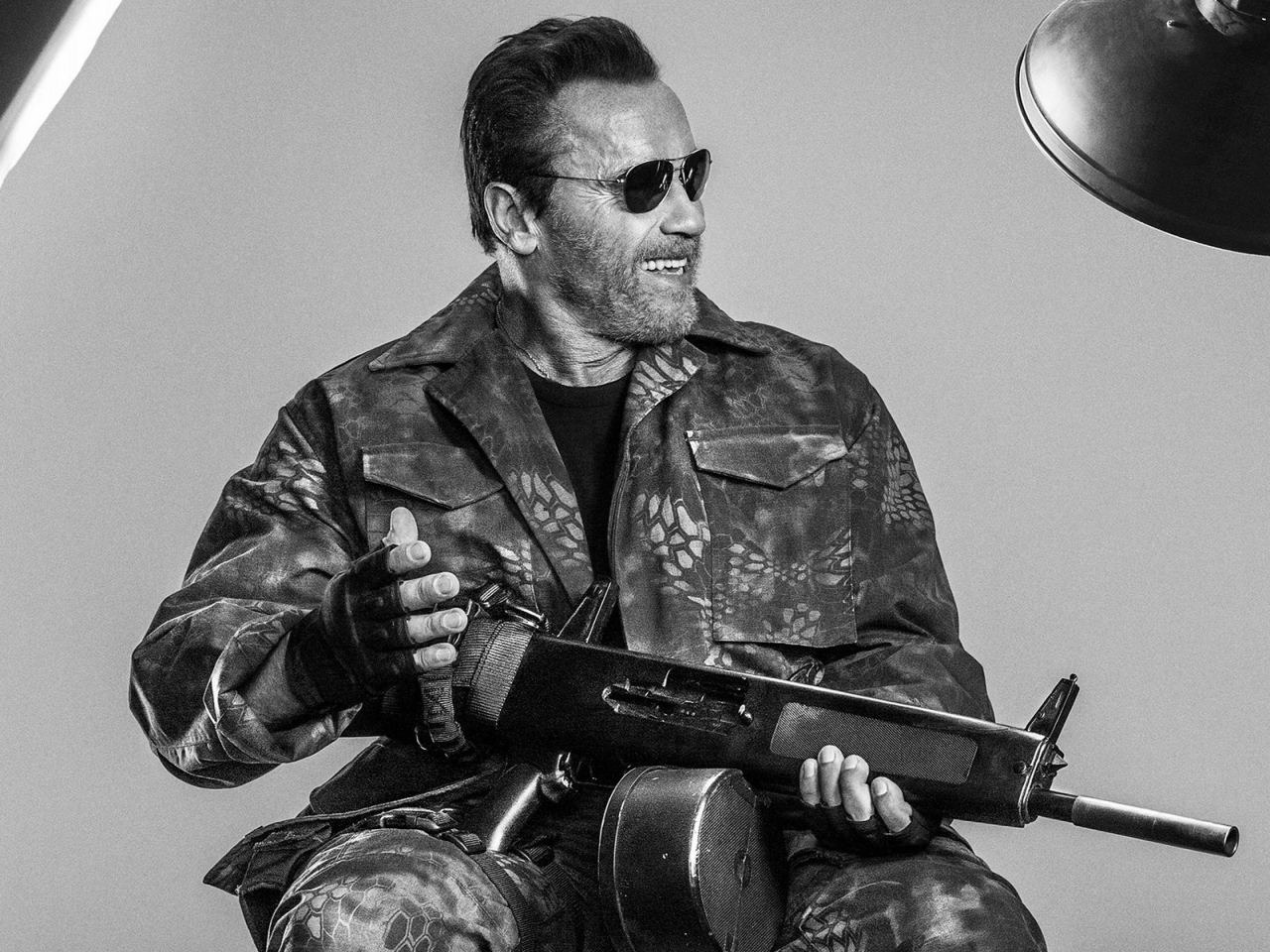 Arnold Schwarzenegger The Expendables 3 for 1280 x 960 resolution