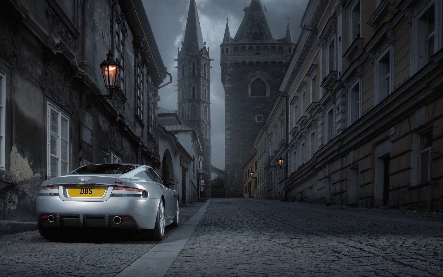 Aston Martin DBS Rear Angle for 1440 x 900 widescreen resolution