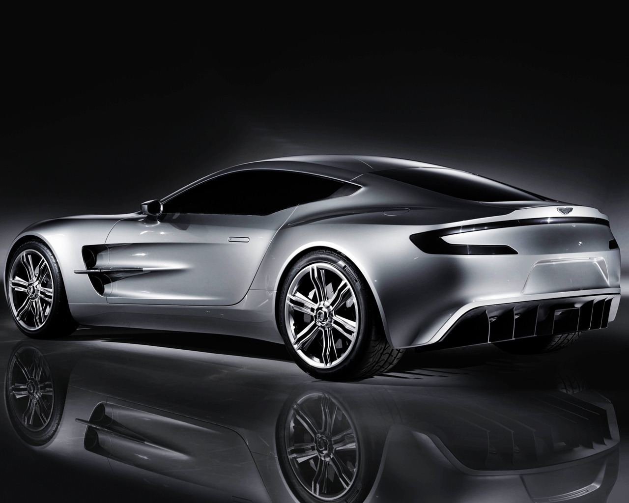 Aston Martin One Rear for 1280 x 1024 resolution