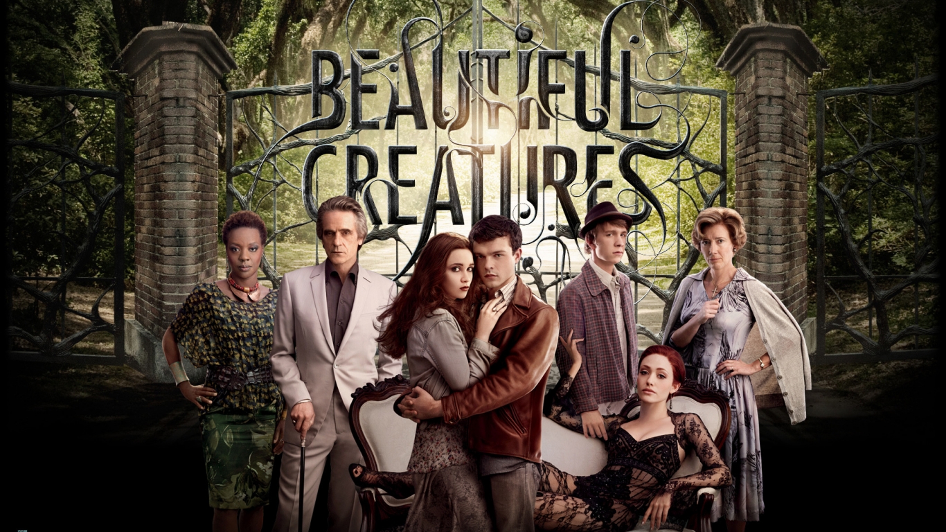 Beautiful Creatures Cast for 1366 x 768 HDTV resolution