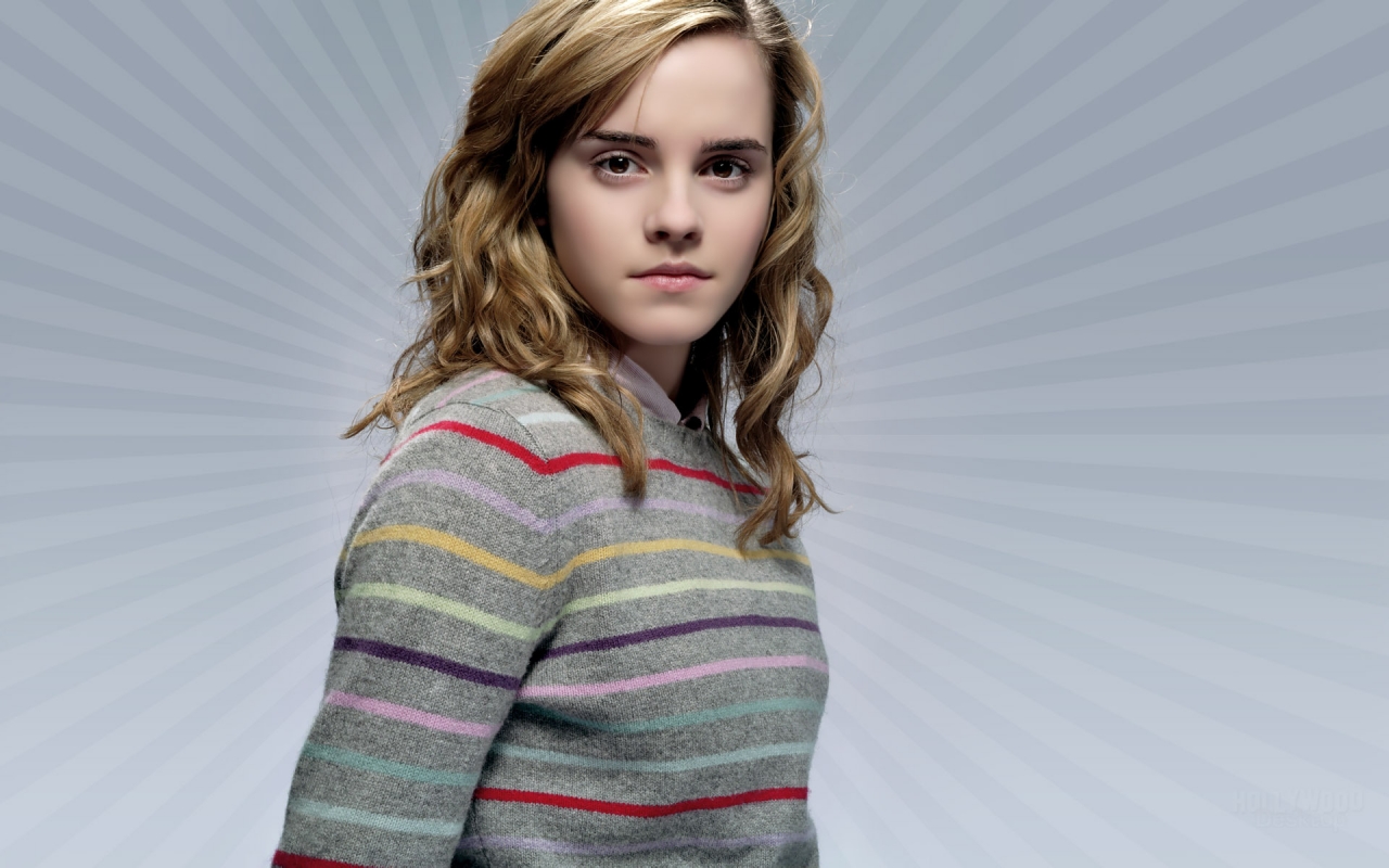 Beautiful Emma Watson for 1280 x 800 widescreen resolution