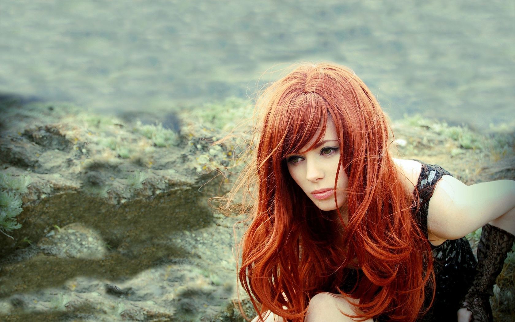 Beautiful Redhead for 1680 x 1050 widescreen resolution