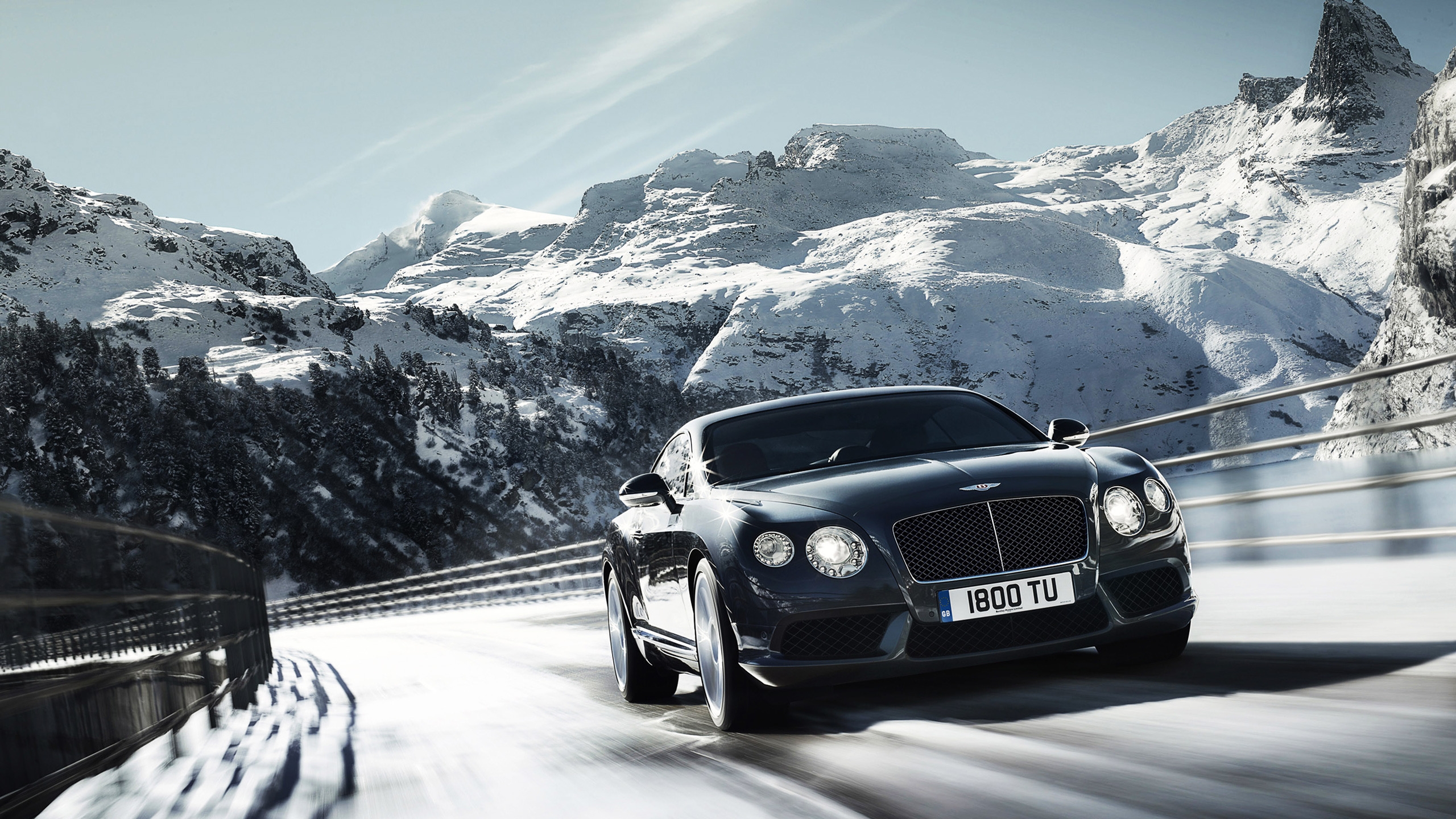 Bentley Continental V8 for 2560x1440 HDTV resolution