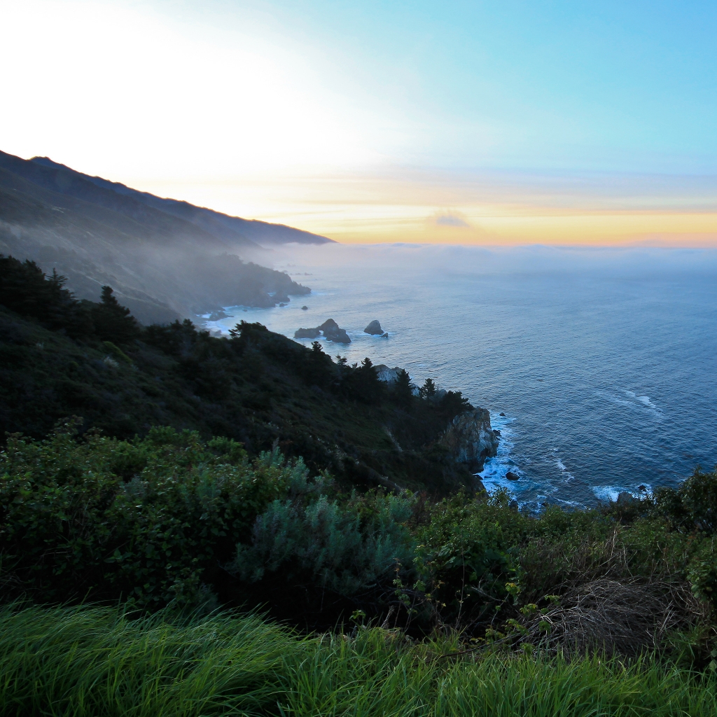 Big Sur Sunrise for 1024 x 1024 iPad resolution