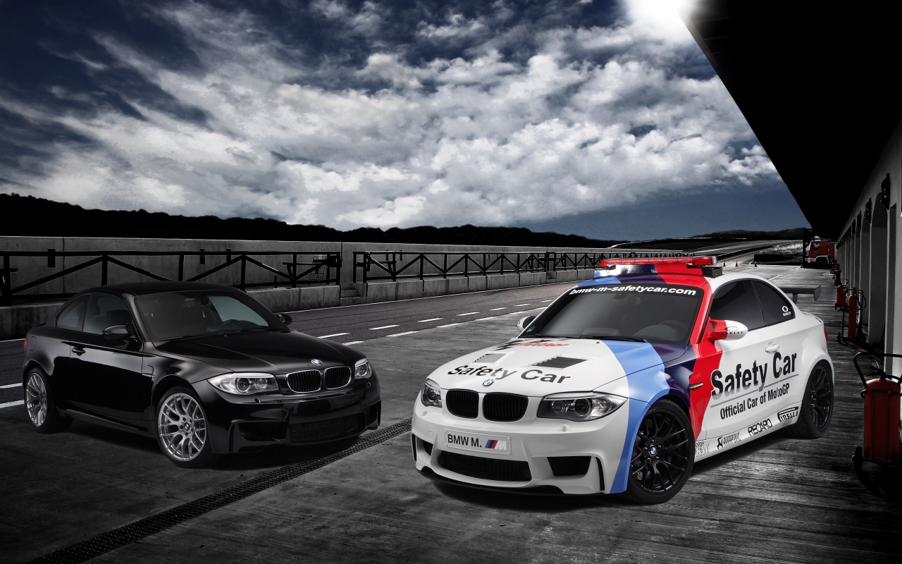 BMW 1 Series M Coupe Safety Car for 1280 x 800 widescreen resolution