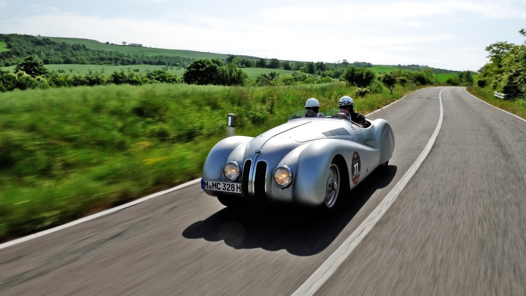 BMW 328 Mille Miglia Silver for 1680 x 945 HDTV resolution