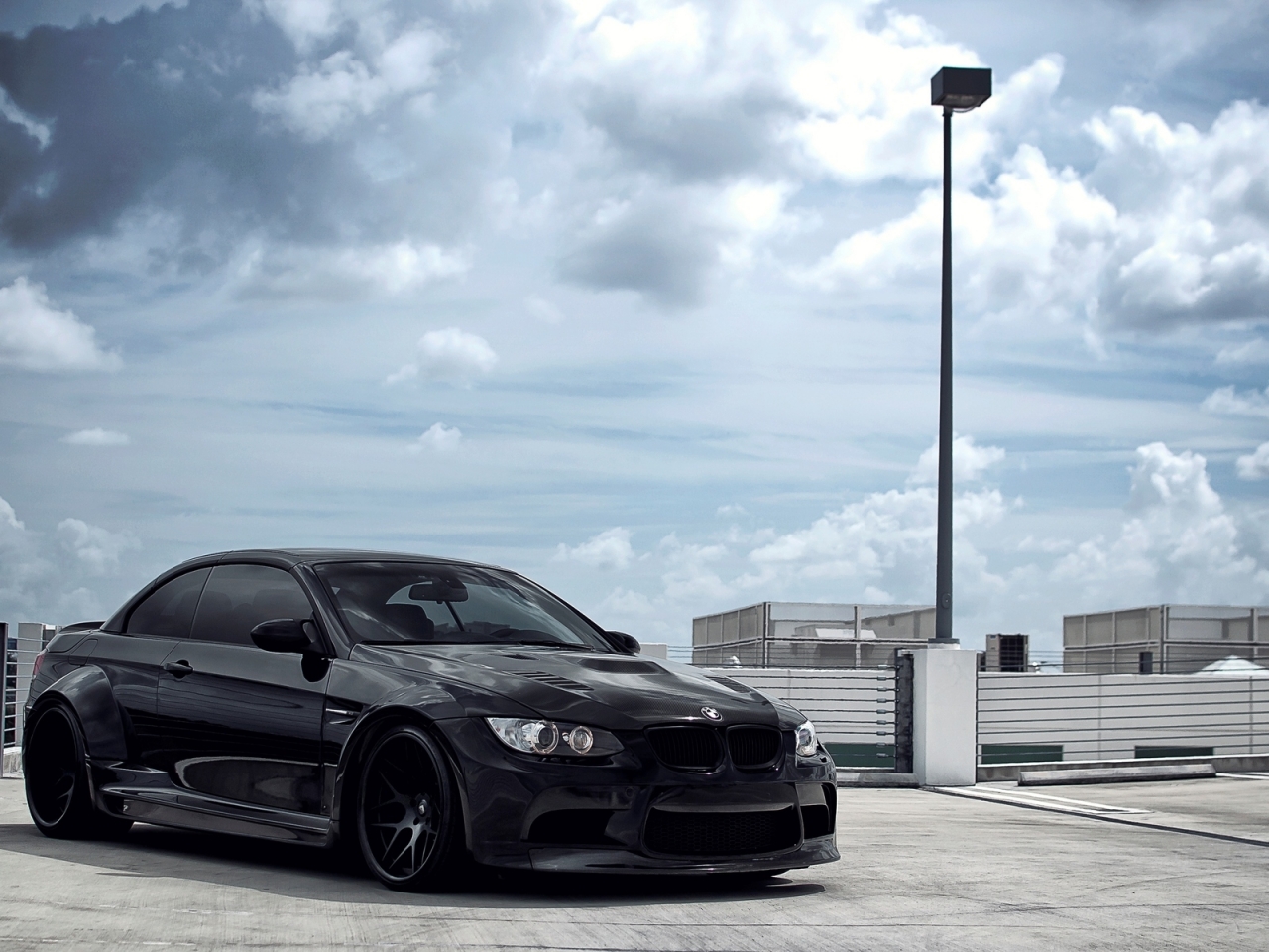 BMW M3 Convertible for 1280 x 960 resolution