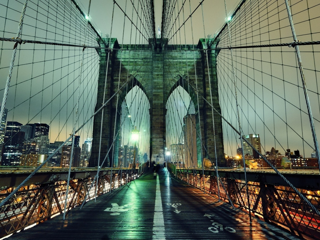 Brooklyn Bridge HDR for 1024 x 768 resolution