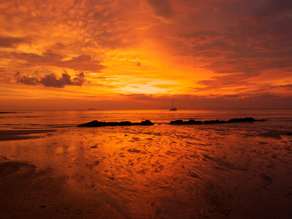 Burning Seascape for 1152 x 864 resolution