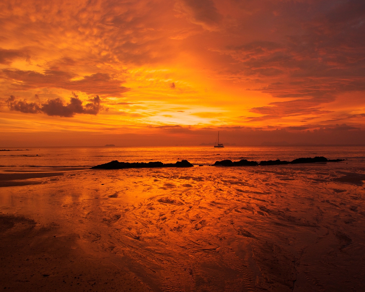 Burning Seascape for 1280 x 1024 resolution