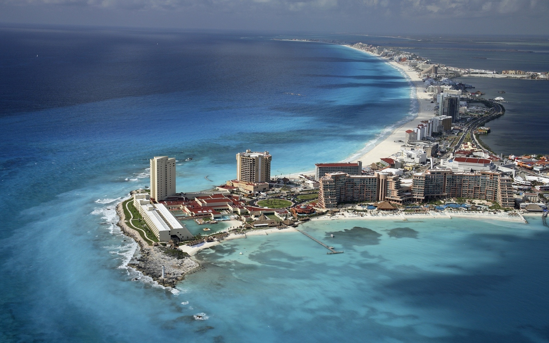 Cancun Mexico for 1920 x 1200 widescreen resolution