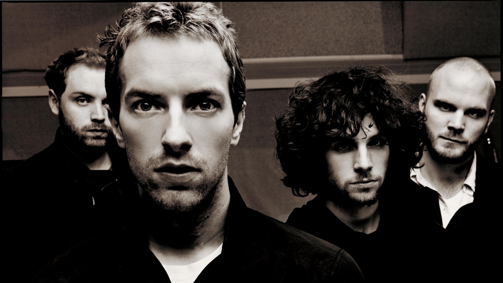 Coldplay Black and White for 1600 x 900 HDTV resolution