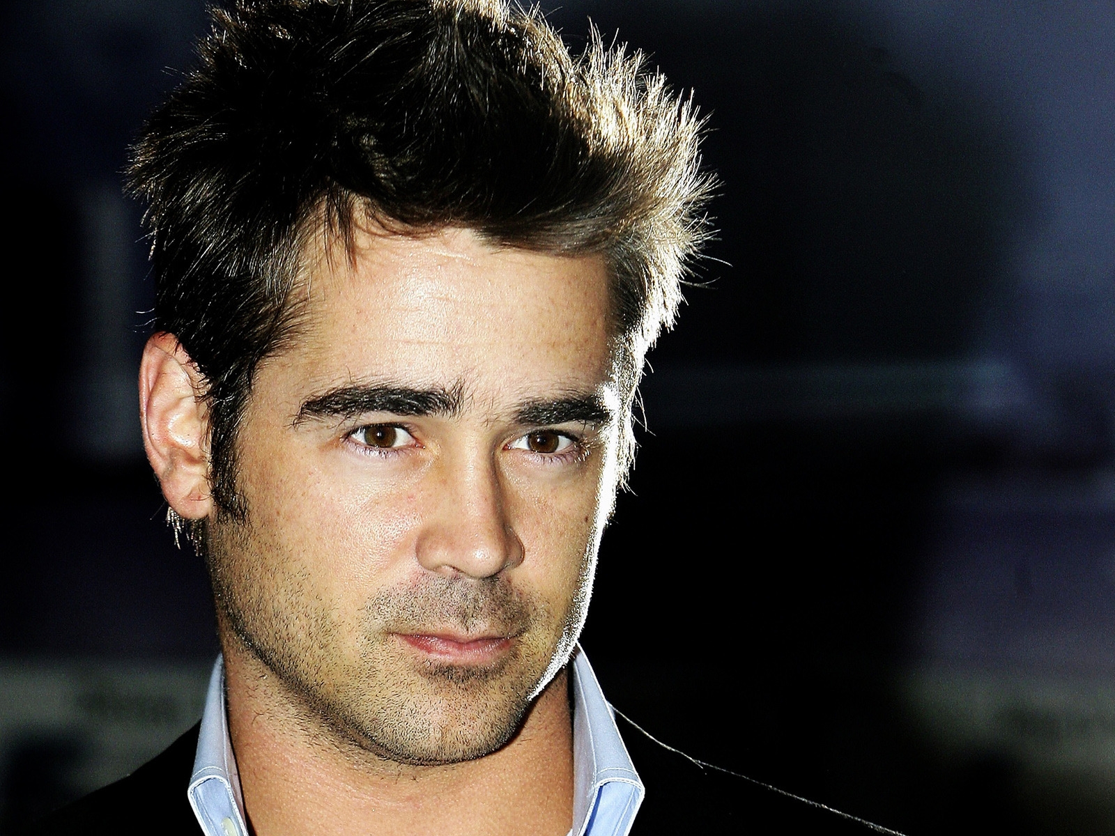 Colin James Farrell for 1600 x 1200 resolution