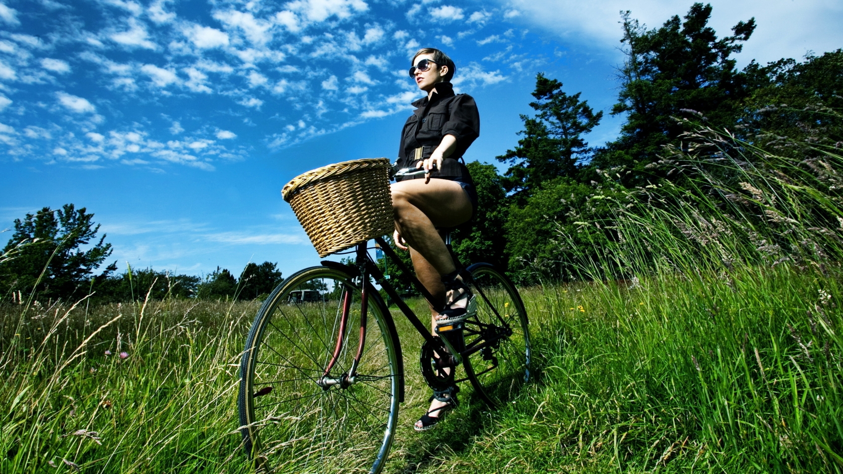 Cool Lady on Bike for 1680 x 945 HDTV resolution