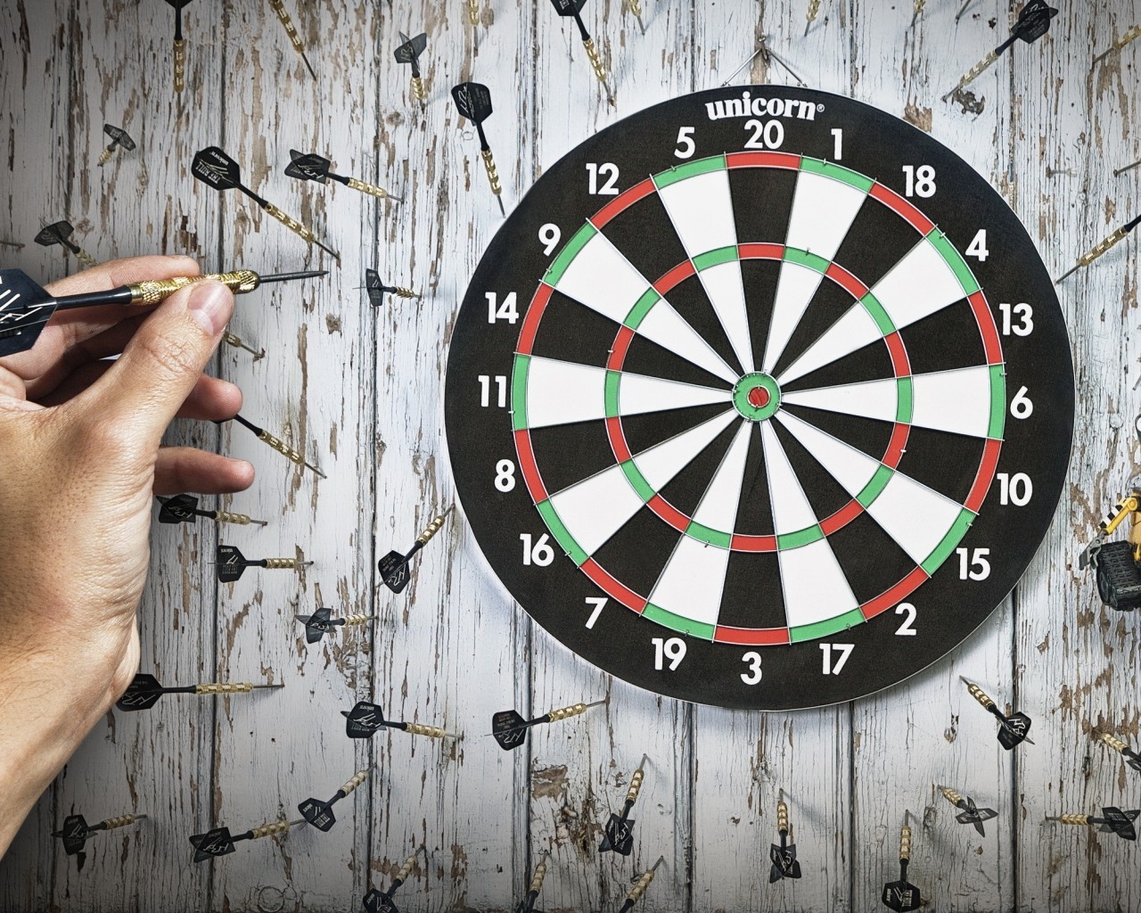 Darts Game for 1280 x 1024 resolution
