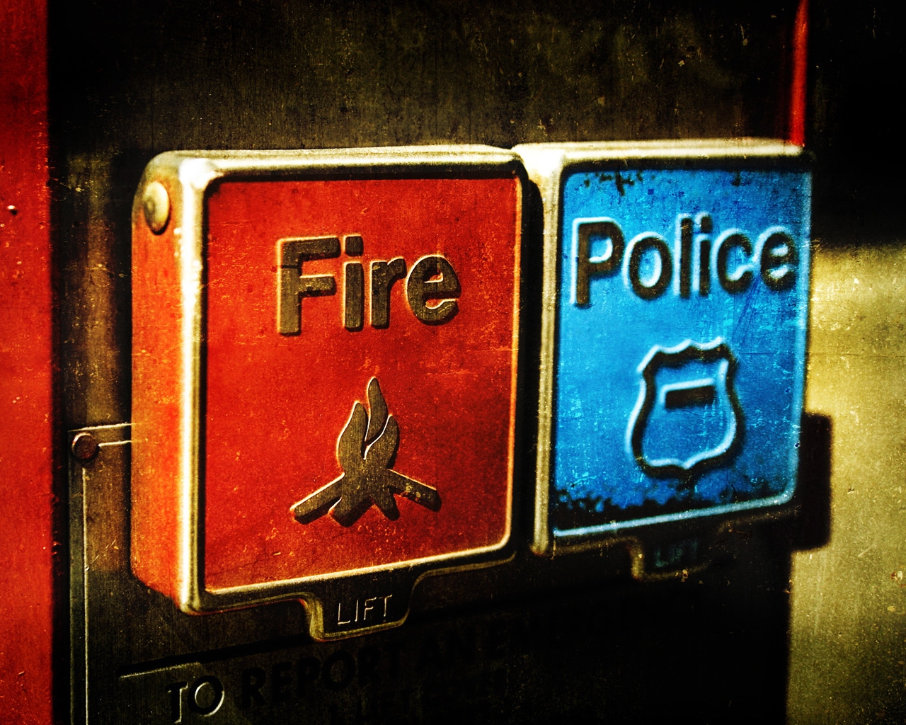 Emergency Fire and Police for 1280 x 1024 resolution