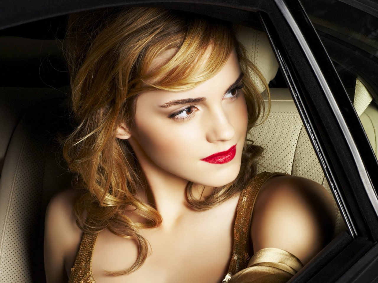 Emma Watson for 1280 x 960 resolution