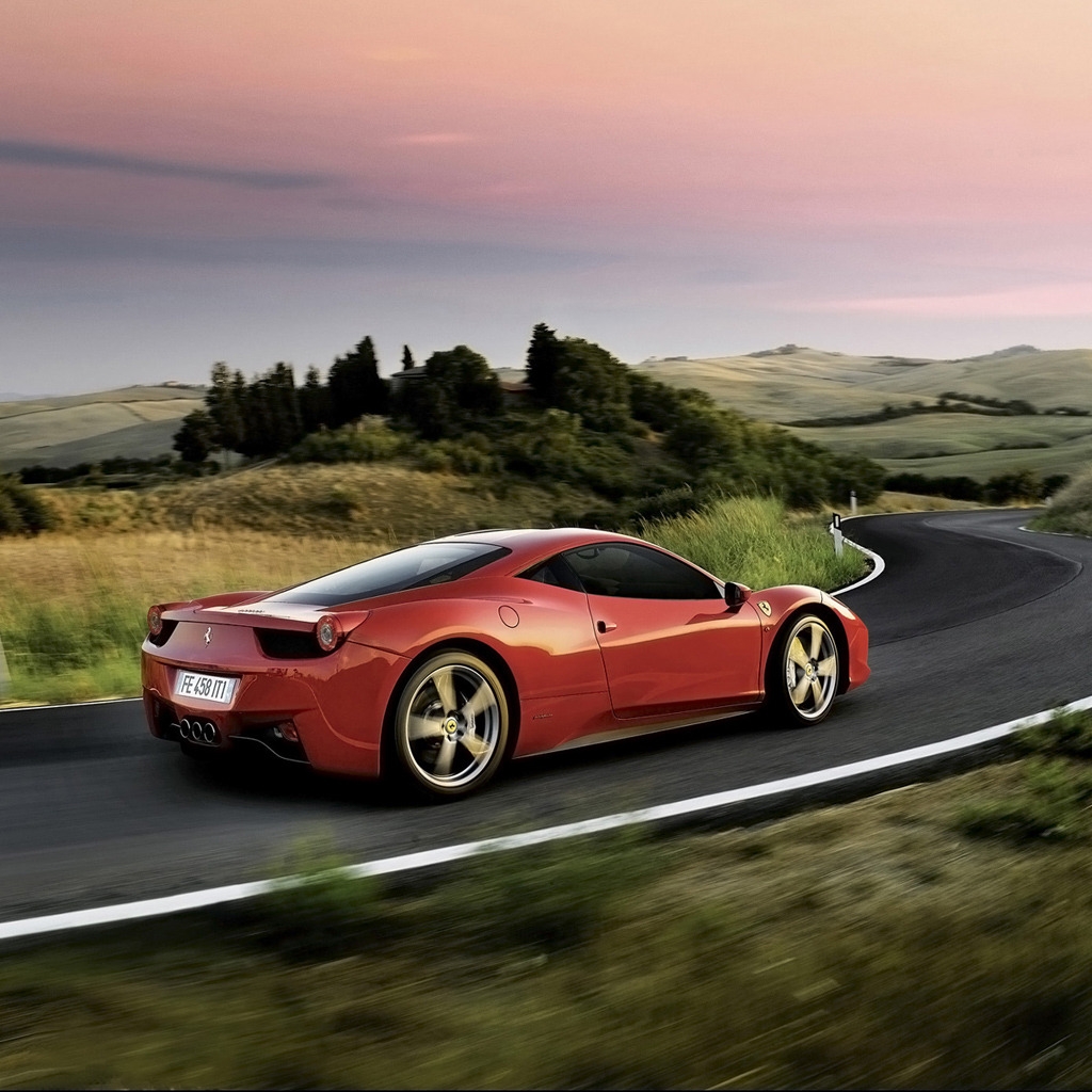 Ferrari 458 Italia Red Rear for 1024 x 1024 iPad resolution