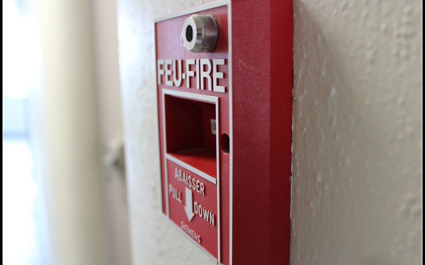 Fire Alarm for 1440 x 900 widescreen resolution
