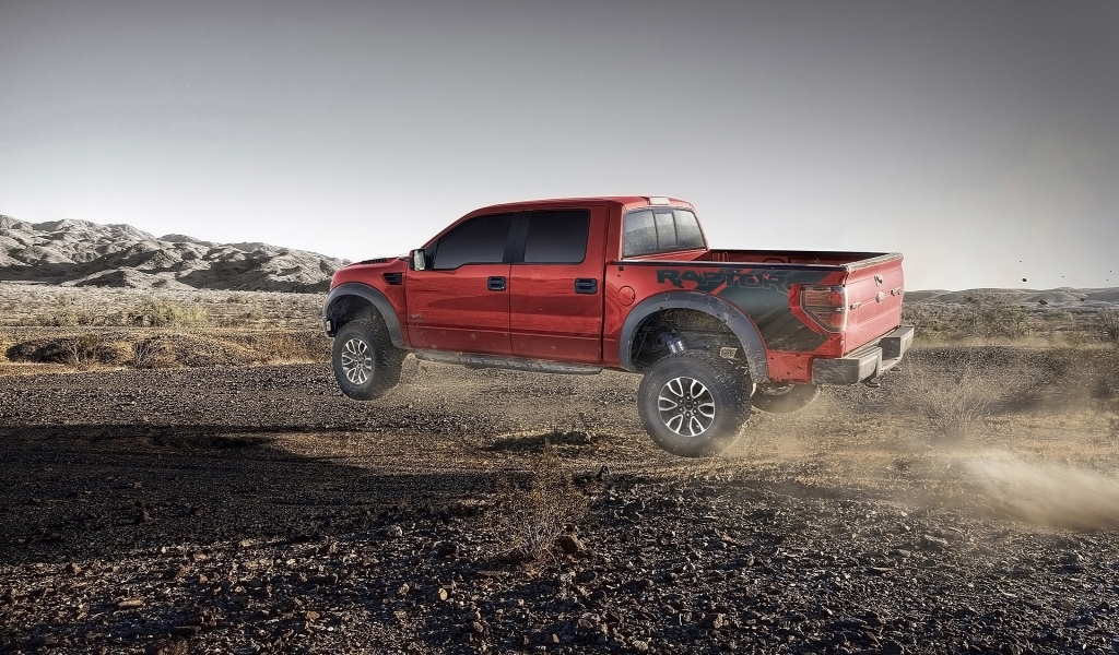 Ford F150 SVT Raptor Airborne for 1024 x 600 widescreen resolution