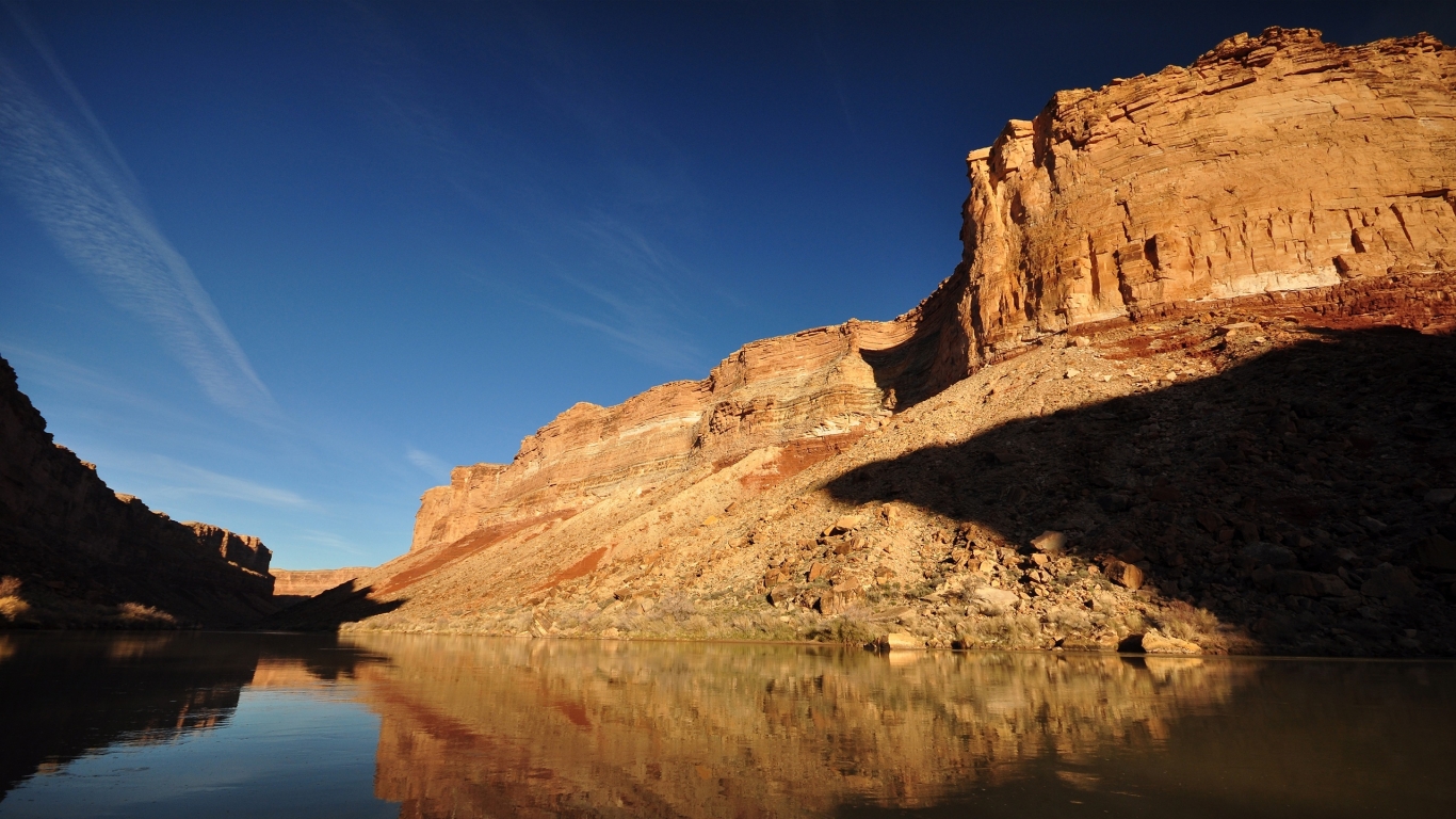 Grand Canyon Reflections for 1366 x 768 HDTV resolution