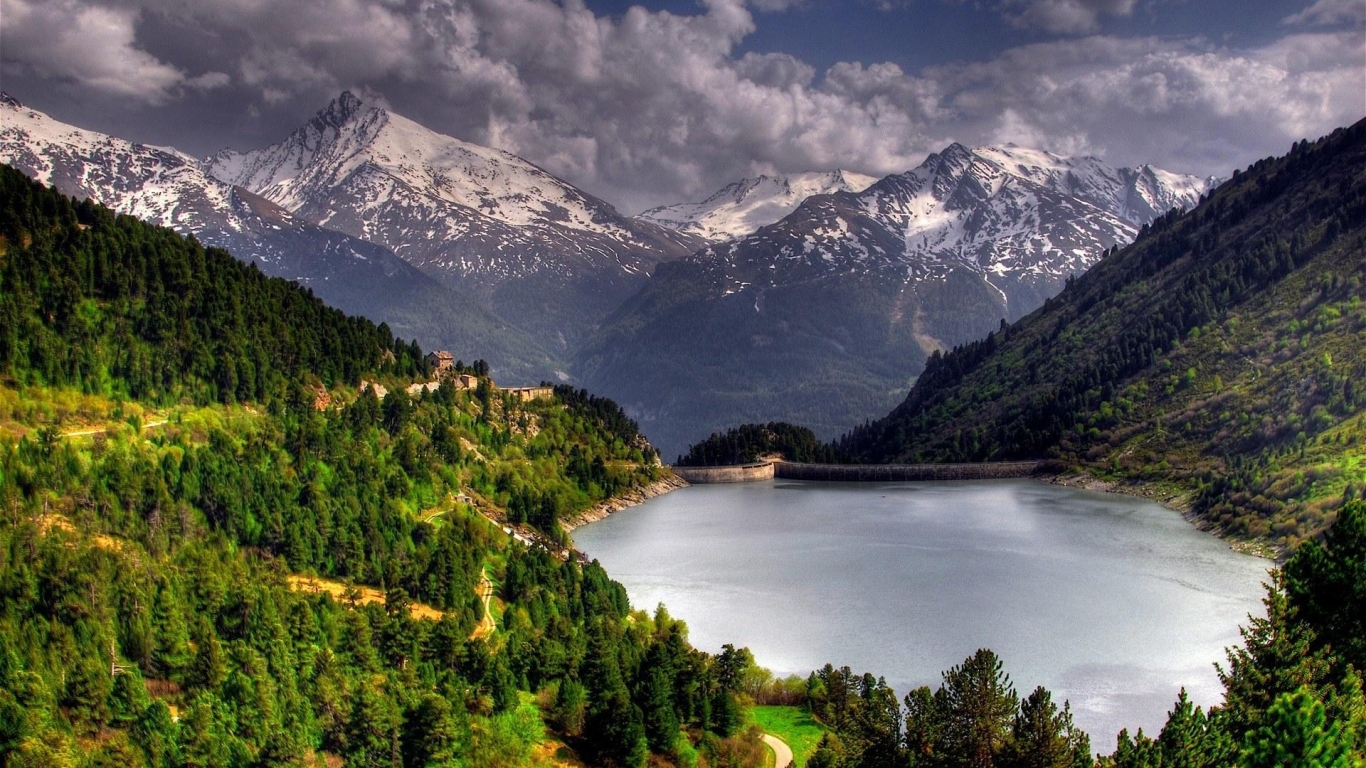 Green Mountain and Snowy Mountain and Dam for 1366 x 768 HDTV resolution