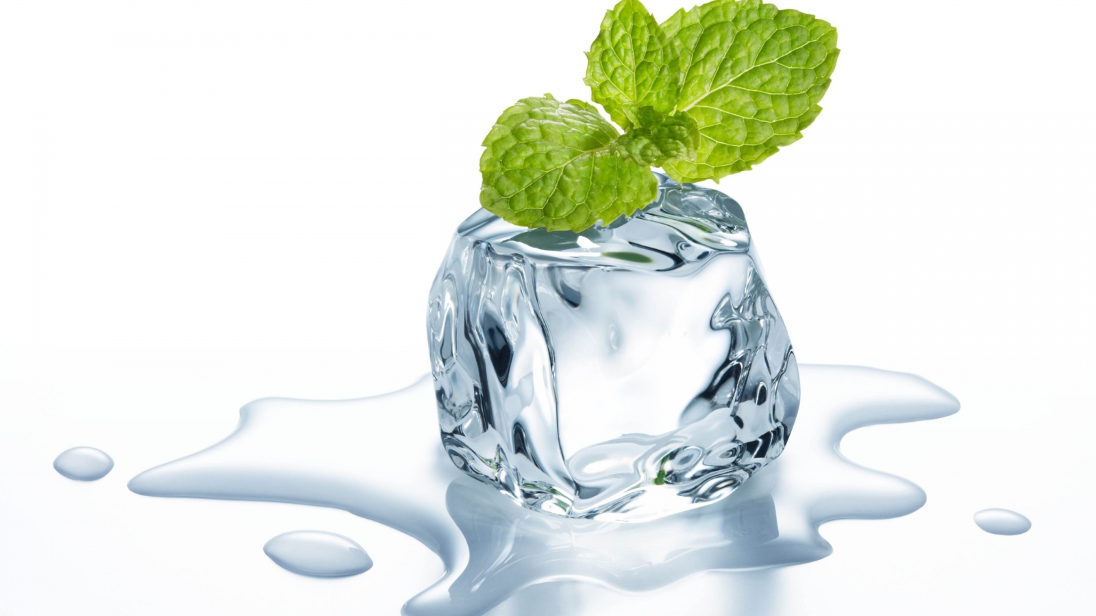 Ice Cube and Mint for 1600 x 900 HDTV resolution