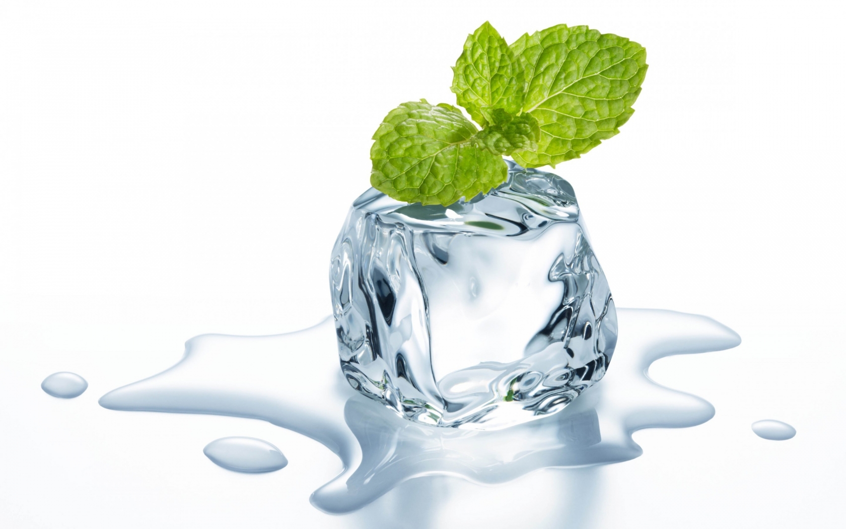 Ice Cube and Mint for 1680 x 1050 widescreen resolution