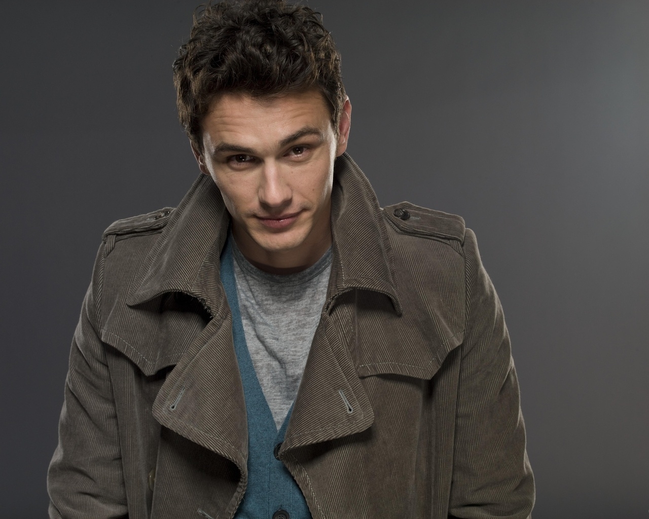 James Franco Cool Look for 1280 x 1024 resolution