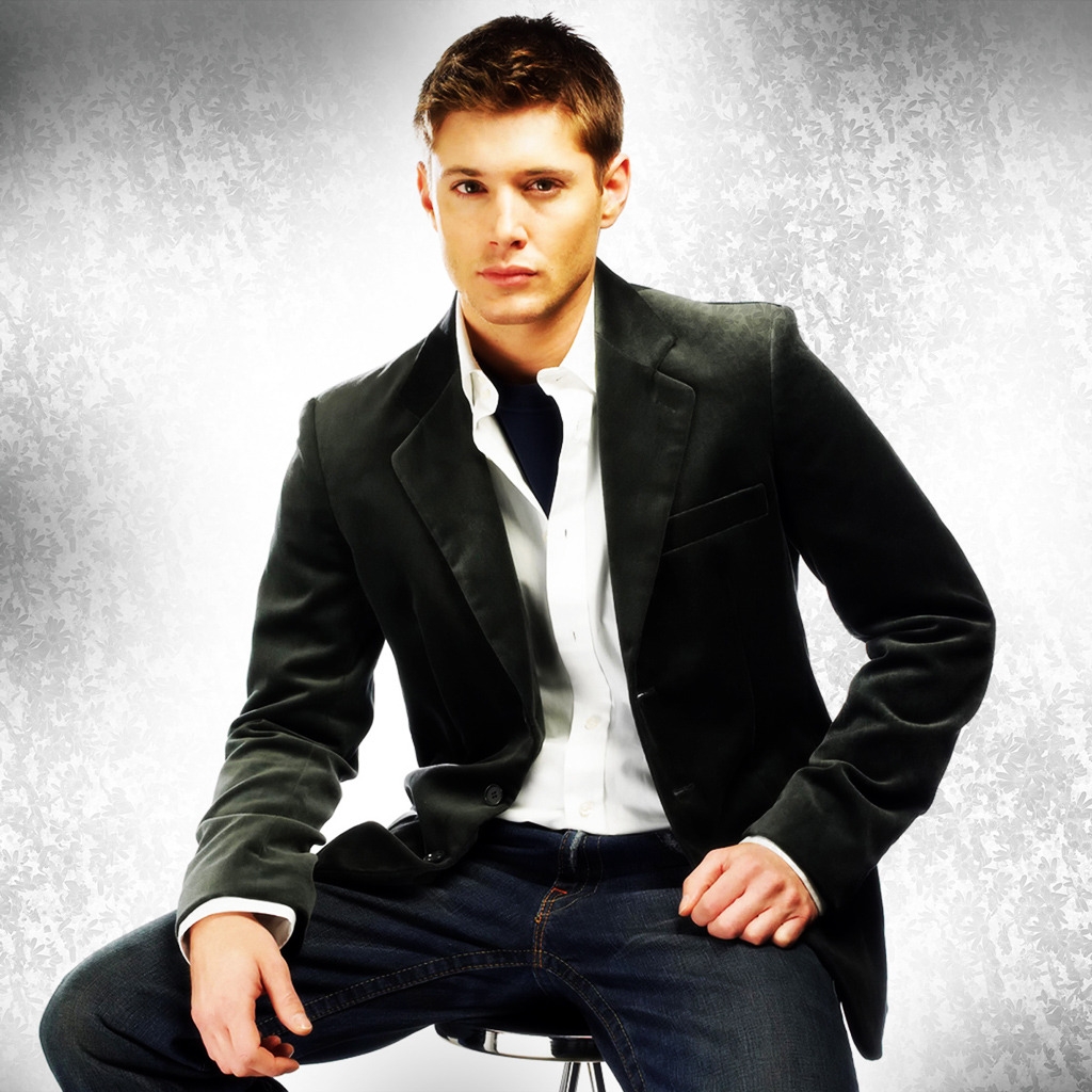 Jensen Ackles for 1024 x 1024 iPad resolution