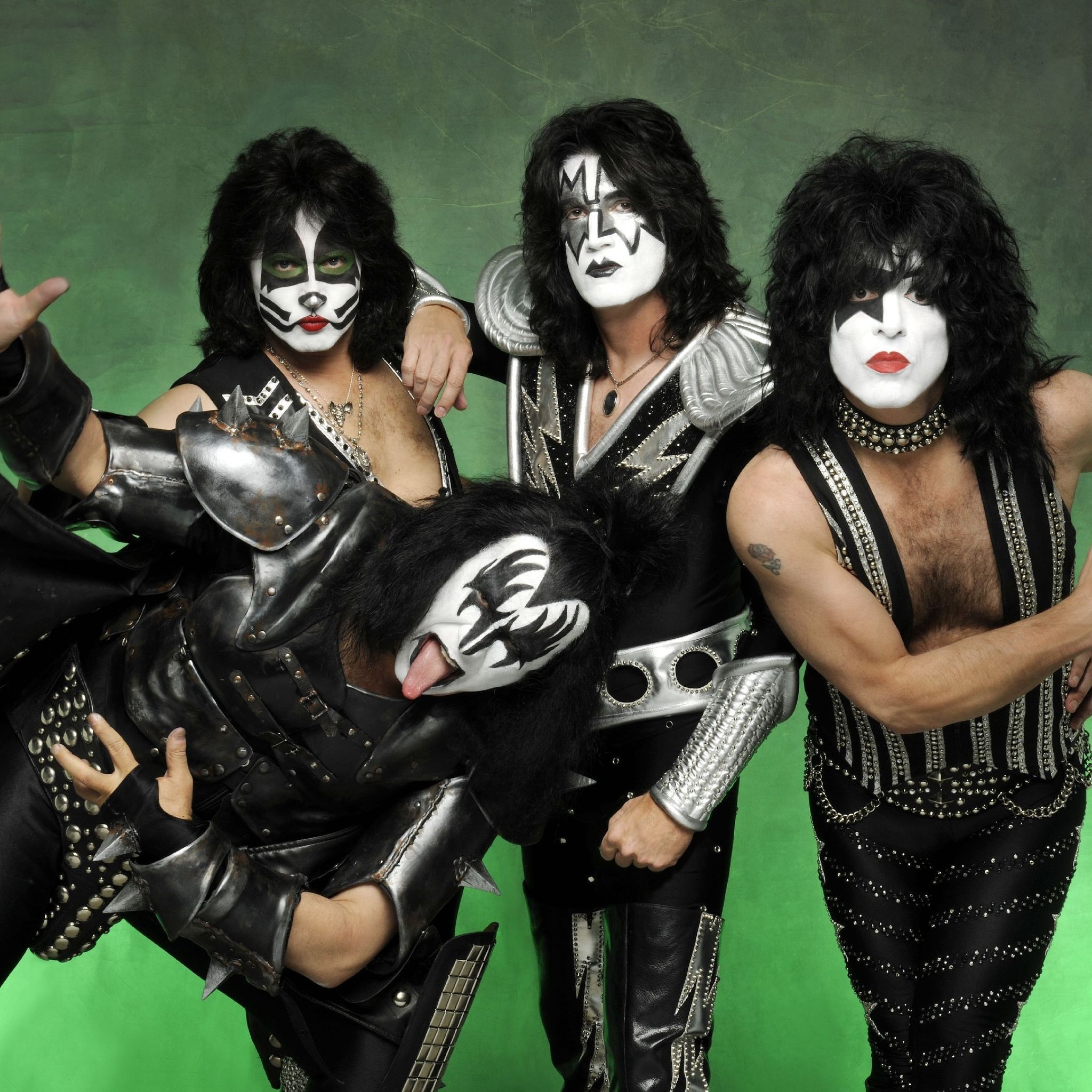Kiss The Rock for 2048 x 2048 New iPad resolution