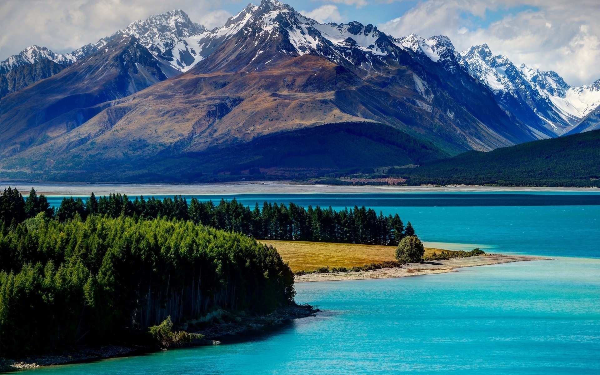 Lake Tekapo New Zealand for 1920 x 1200 widescreen resolution