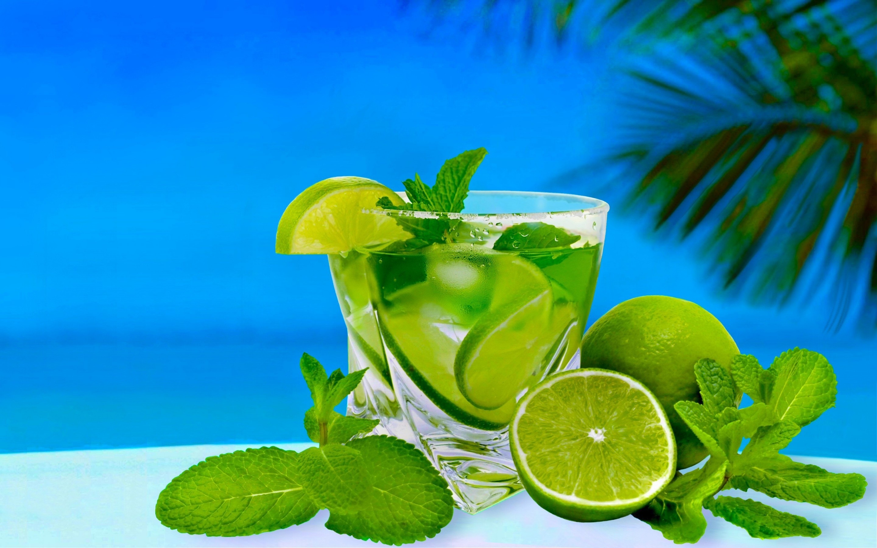 Lime Summer Cocktail for 2880 x 1800 Retina Display resolution