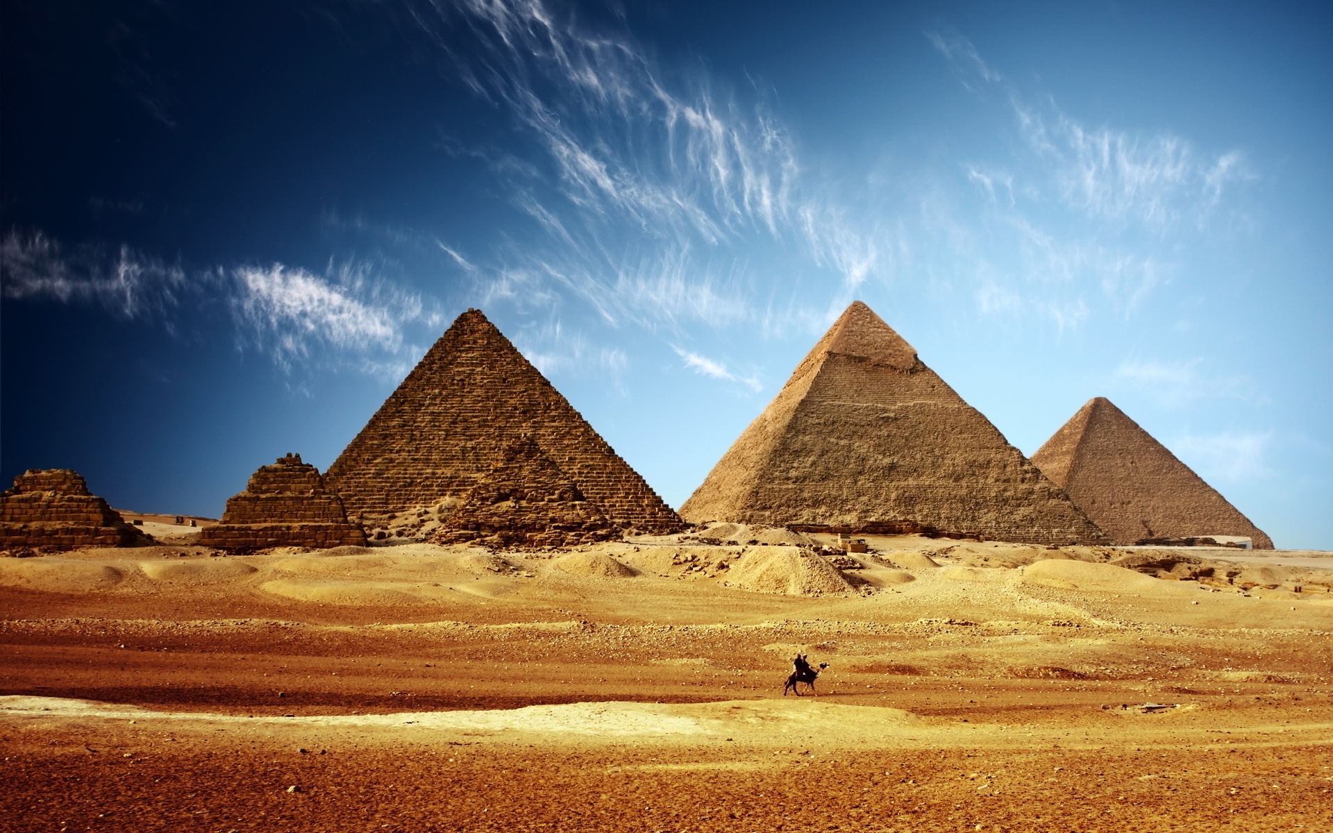 Lovely Egyptian Pyramids for 1920 x 1200 widescreen resolution