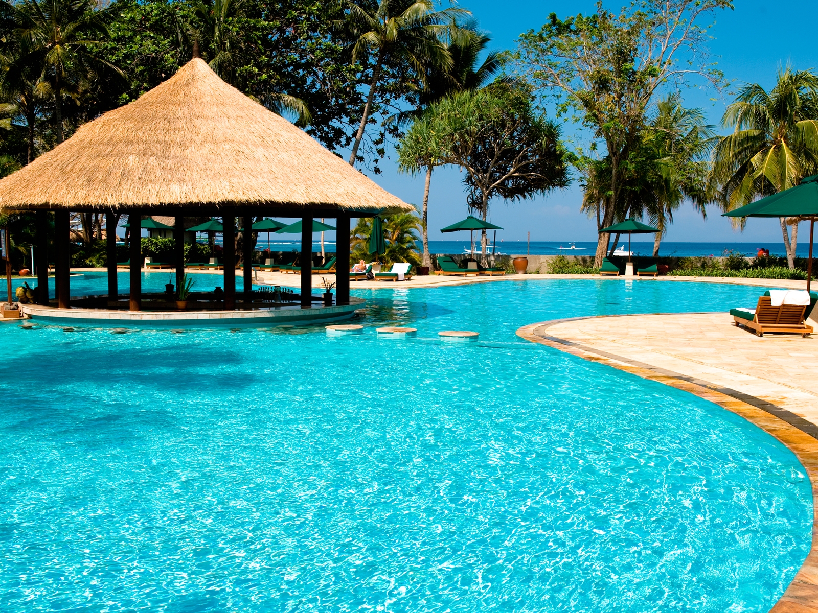 Luxury Resorts Costa Rica for 1600 x 1200 resolution