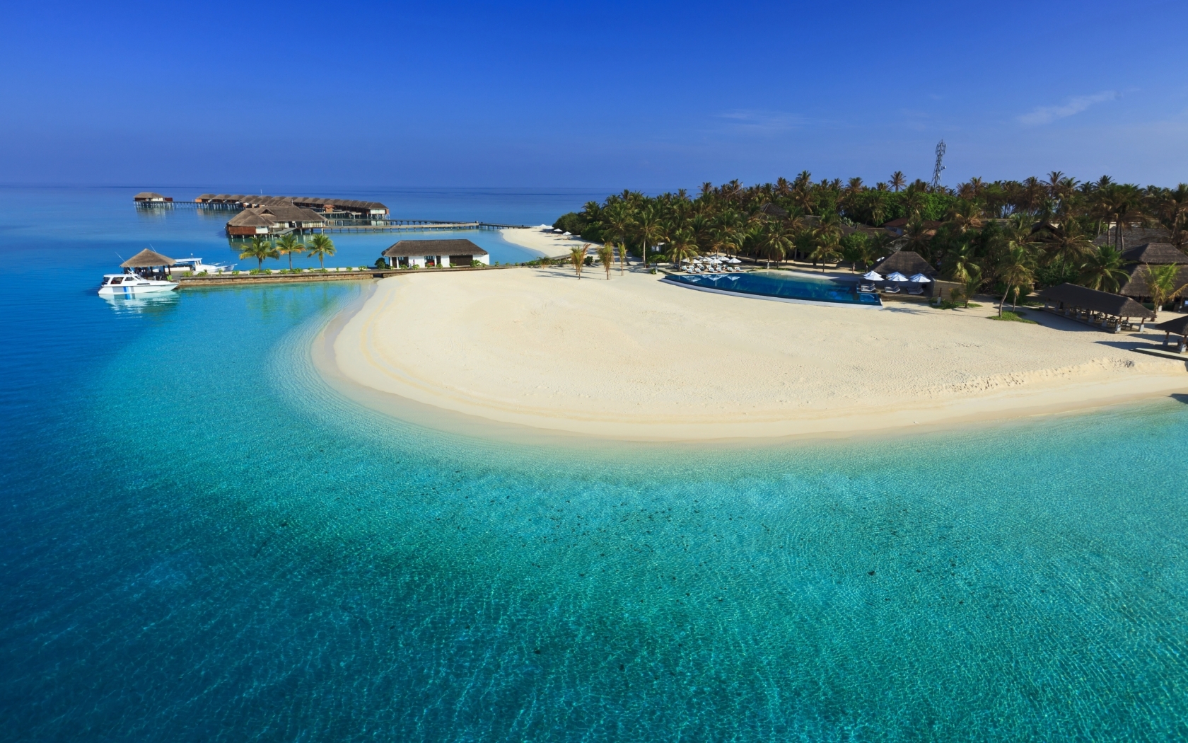 Maldives Luxury Resort for 1680 x 1050 widescreen resolution
