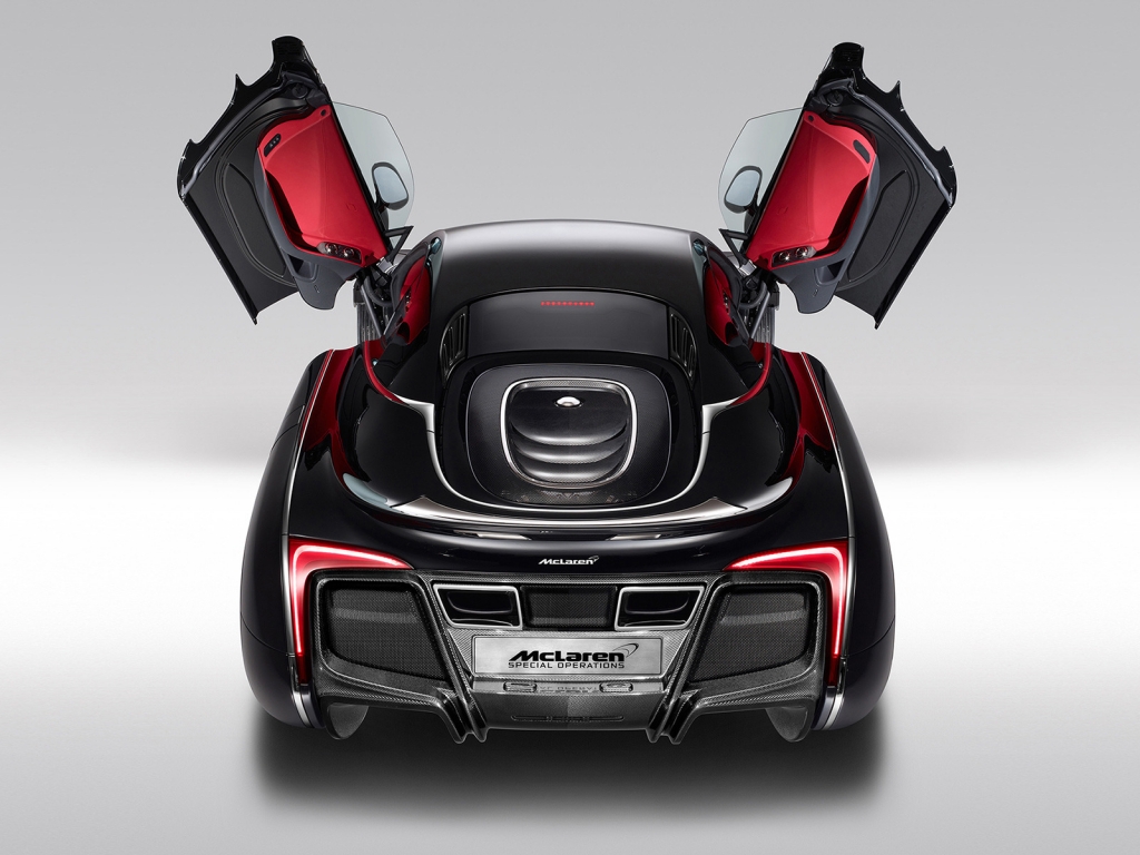 McLaren X1 Concept Rear Open Doors for 1024 x 768 resolution