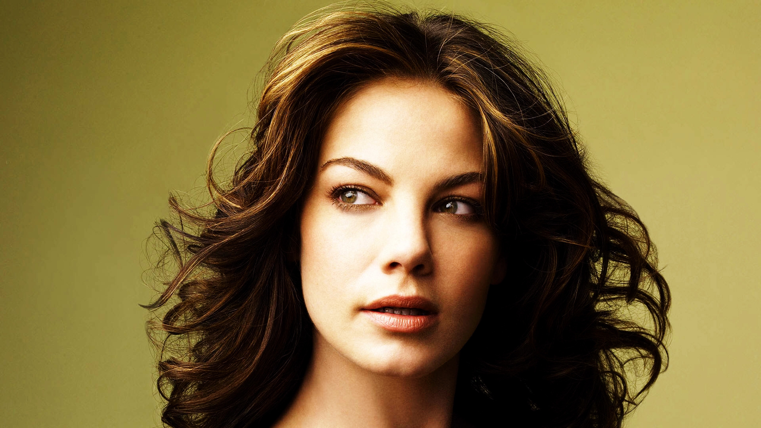 Michelle Monaghan for 2560x1440 HDTV resolution